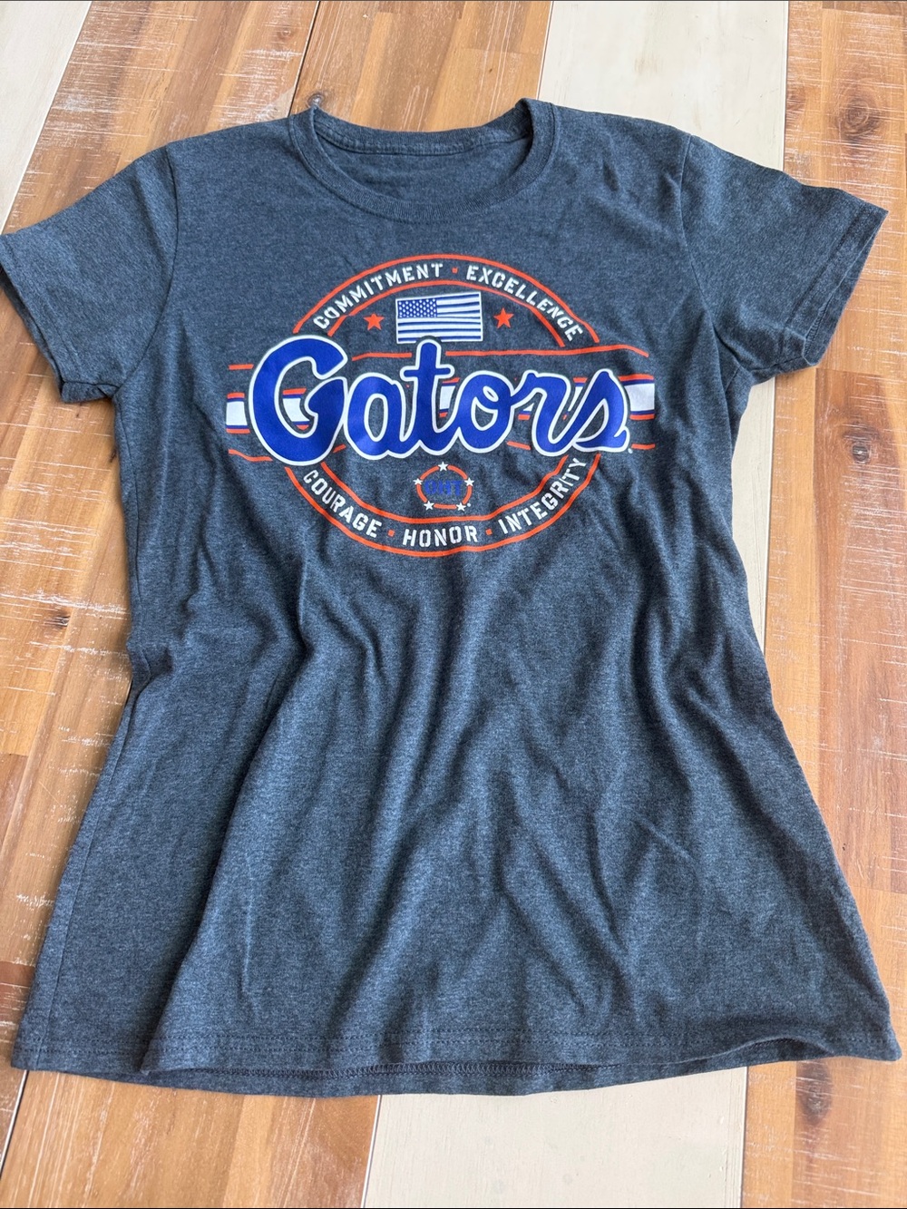 Gators Short Sleeve Crewneck Tee - Charcoal with Blue & Red Logo